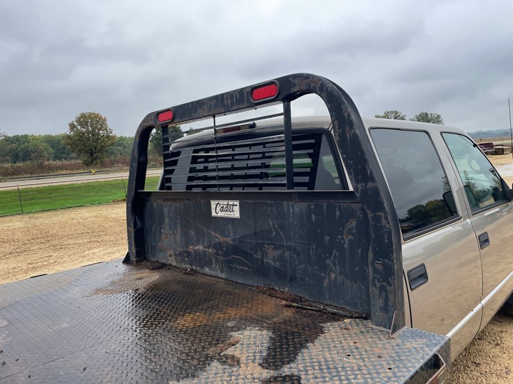 2000-chevrolet-silverado-3500-image-22