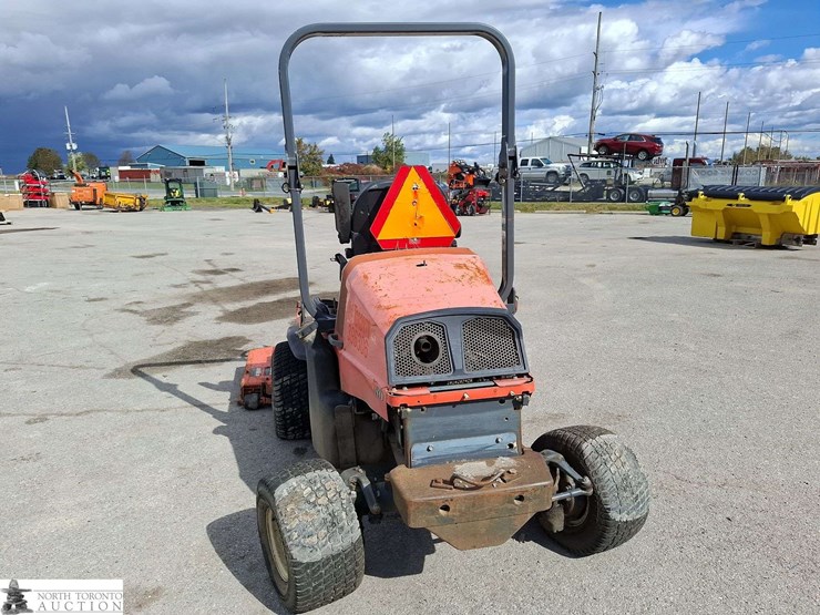 2011-kubota-f3080-image-6