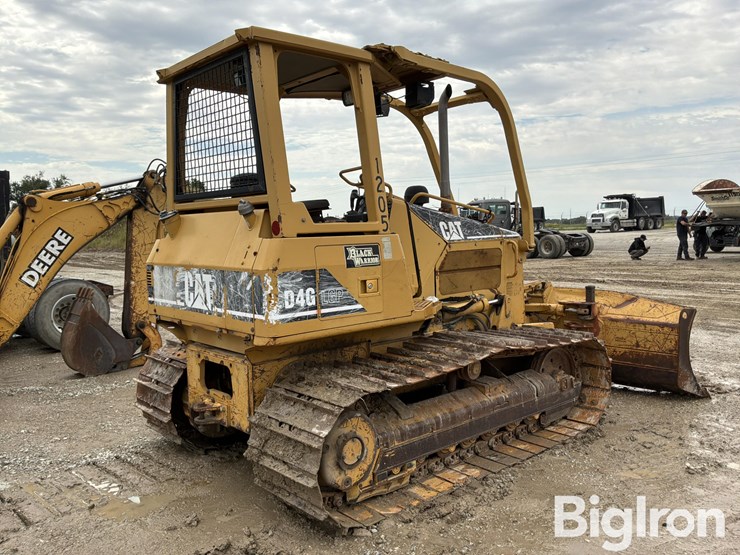 2006-caterpillar-d4g-image-5
