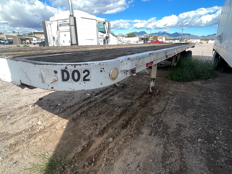 #2770-•-1966-hobbs-flatbed-trailer-(has-nm-title)(offsite-at-nmsu)-image-6