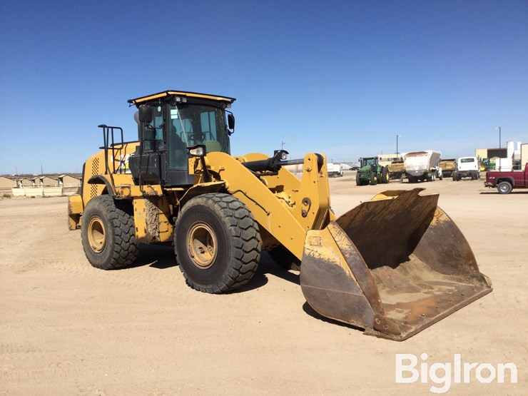 2013-caterpillar-950k-image-1