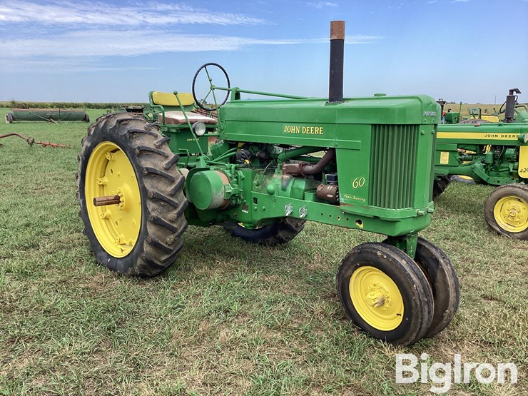 1954-john-deere-60-image-3