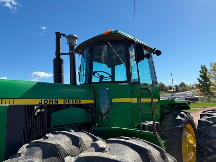 john-deere-8450-image-14