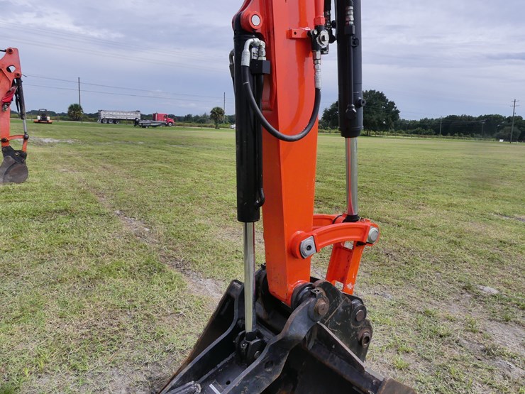 kubota-kx057-5-image-15