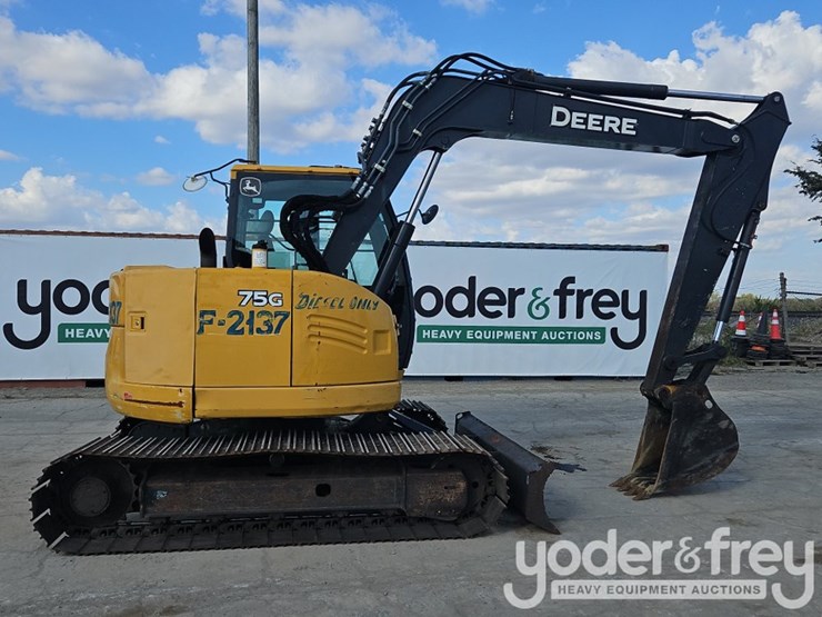 2017-deere-75g-image-6