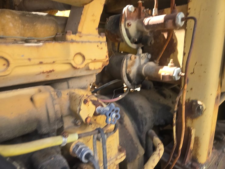 caterpillar-930-image-24