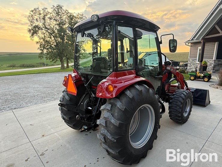 2022-case-ih-farmall-55c-image-5
