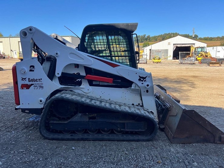 2020-bobcat-t770-image-8