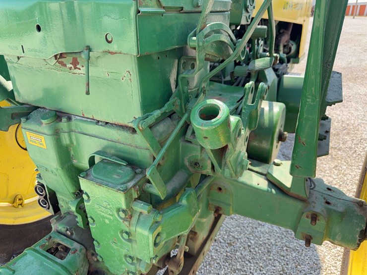 john-deere-730-image-43