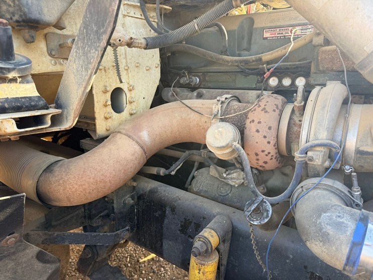 2003-freightliner-fld120-image-190