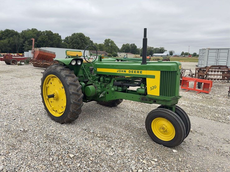1957-john-deere-520-image-7