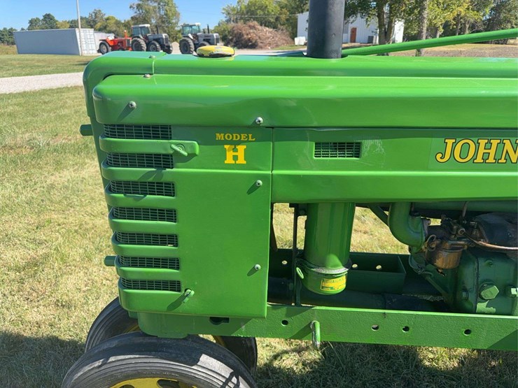 john-deere-h-image-33
