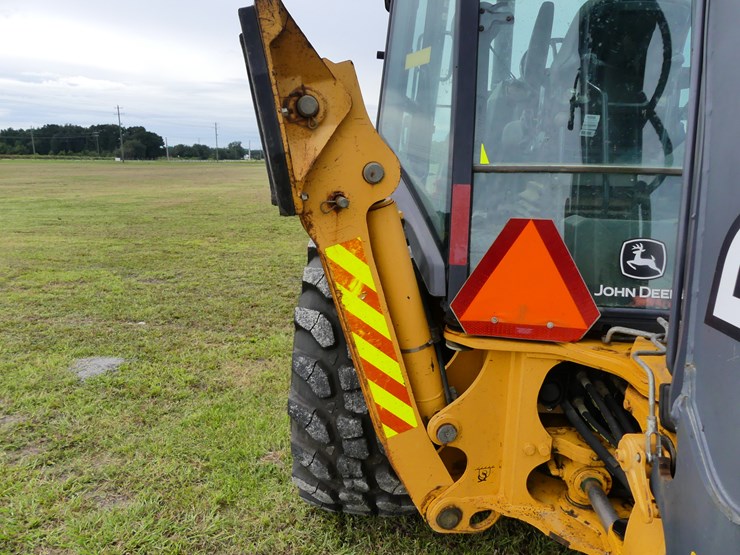 deere-310sl-image-8