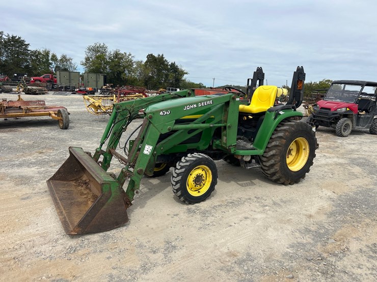 john-deere-4310-image-1