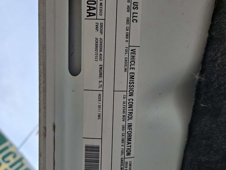 2018-dodge-2500-image-37
