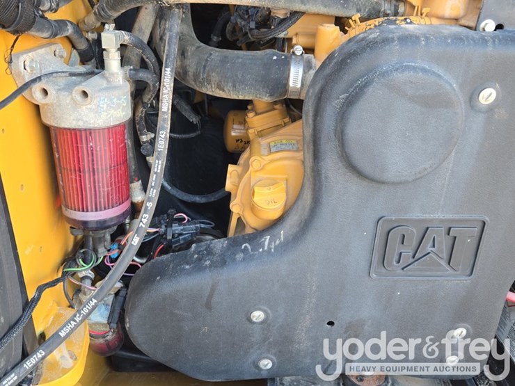 2019-caterpillar-299d2-image-36
