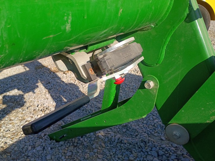 2023-john-deere-540m-image-22