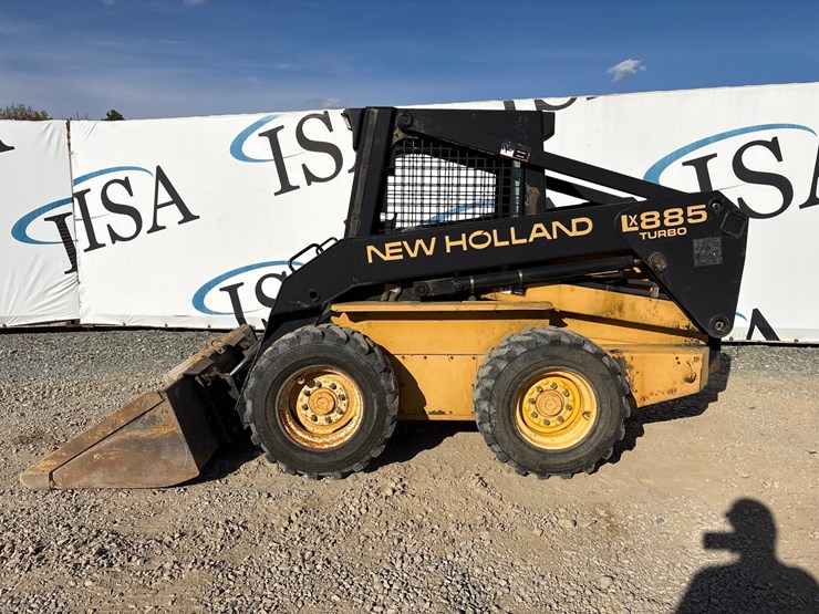 new-holland-lx885-image-2