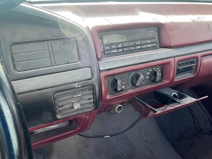 1995-ford-f150-image-31