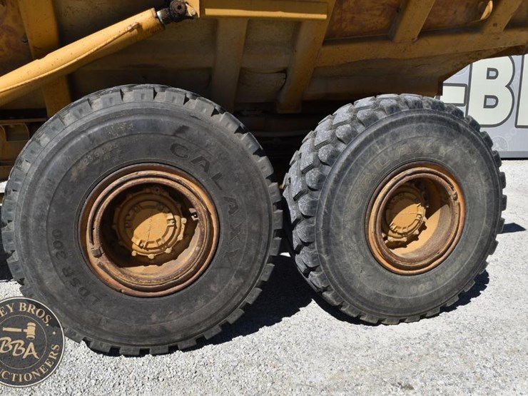 1994-caterpillar-d300d-image-29