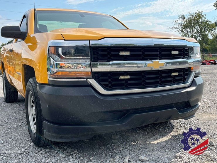 2017-chevrolet-silverado-1500-image-13