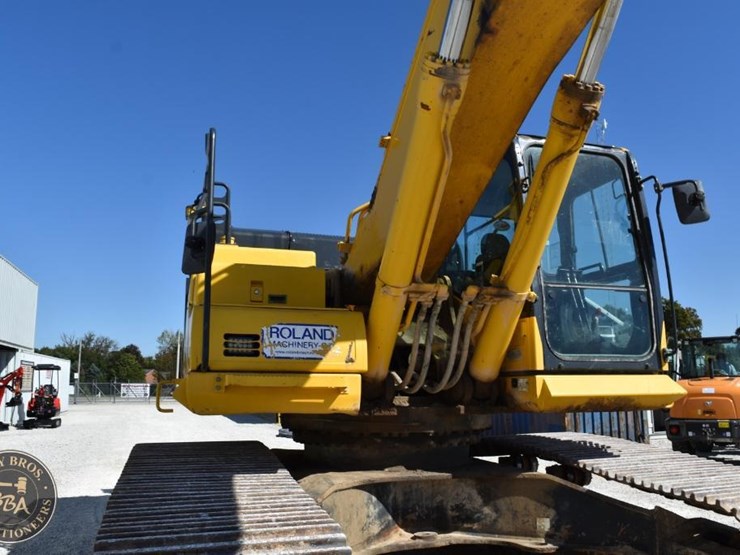 2019-komatsu-pc490-lc-11-image-24