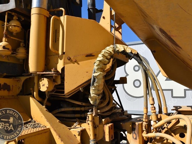 1994-caterpillar-d300d-image-25