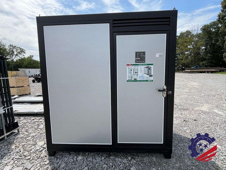 unused-2026-k1522-portable-restroom-image-9