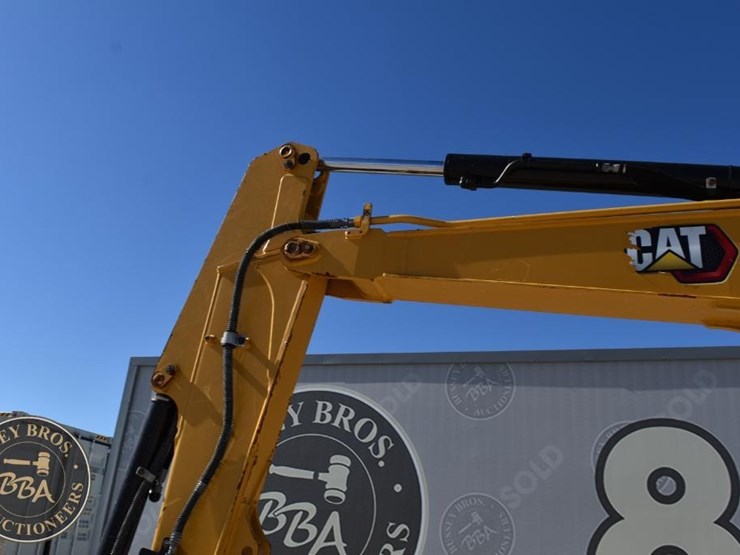 2021-caterpillar-306cr-image-25