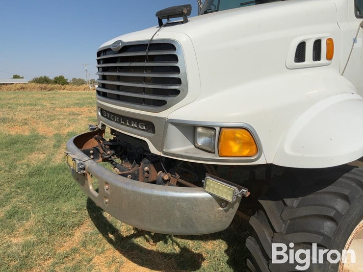2005-sterling-l8500-image-10