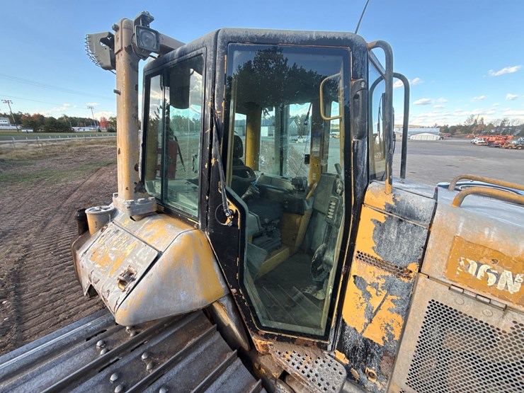 2005-caterpillar-d6n-lgp-image-20