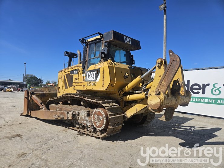 2010-caterpillar-d7e-image-4
