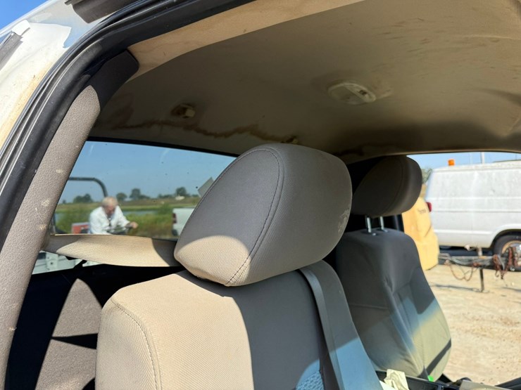 2010-ford-f150-image-40