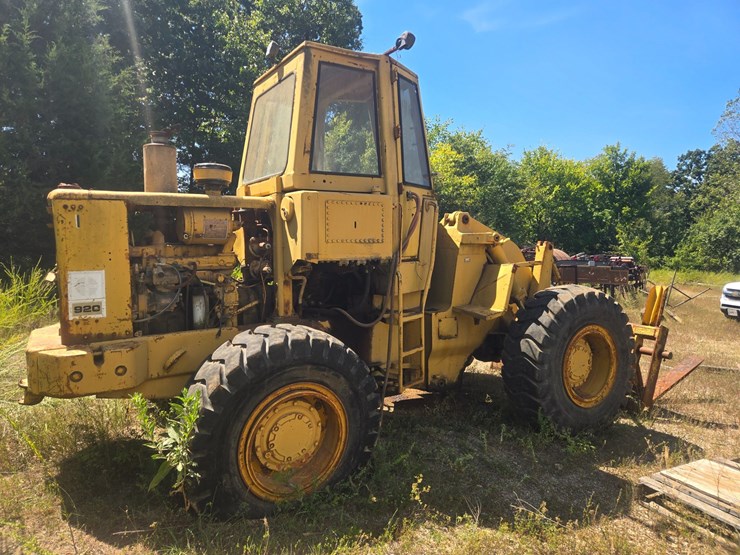 caterpillar-930-image-9