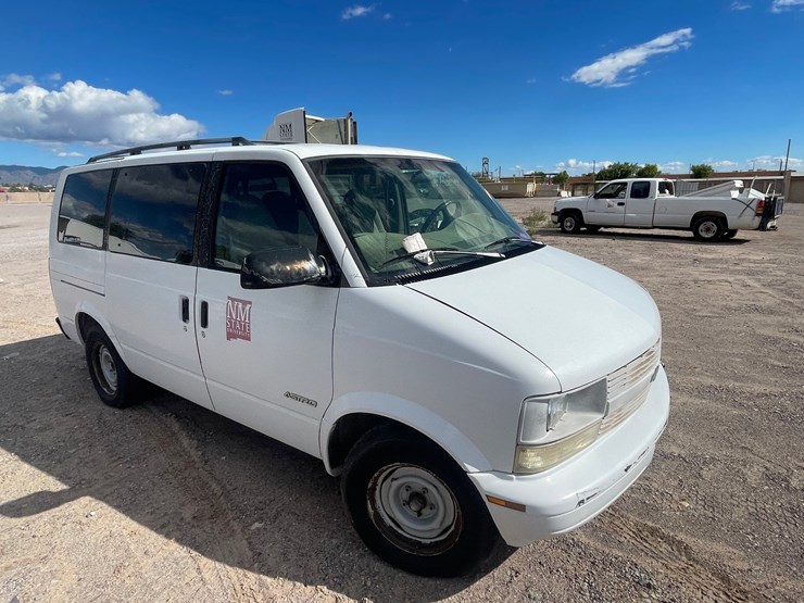 1999-chevrolet-astro-image-14