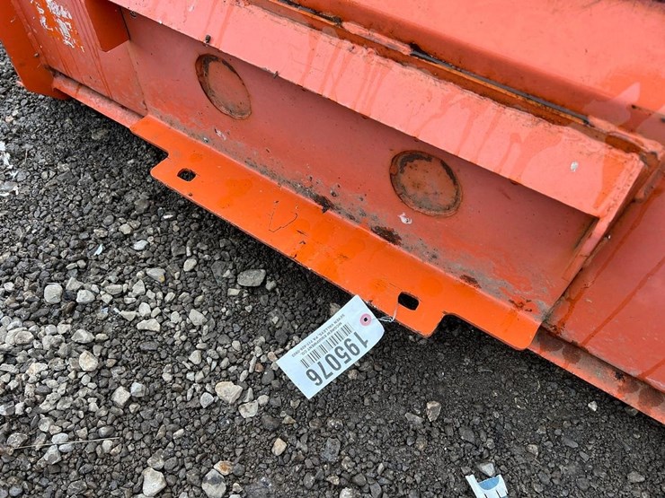 kc-48”-mini-skid-steer-snow-pusher-image-5