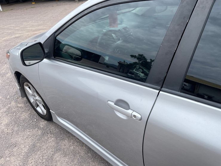 #2765-•-2011-toyota-corolla-(title-in-delay)-image-26