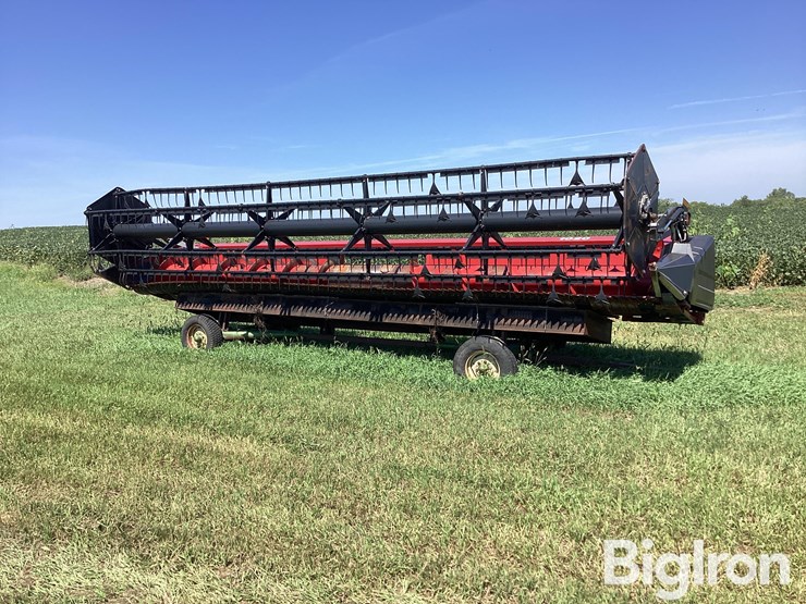 2005-case-ih-1020-image-1