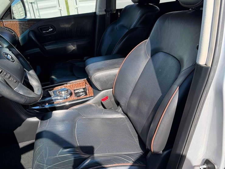 2017-nissan-armada-image-15