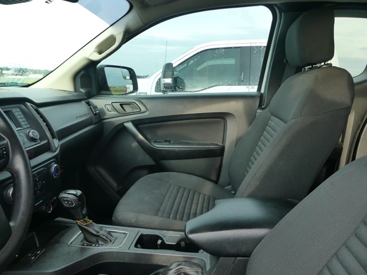 2020-ford-ranger-xl-image-10