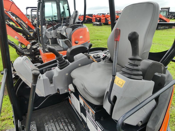 kubota-u27-4-image-13