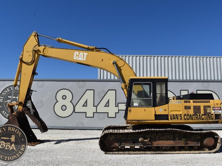 1990-caterpillar-el200b-image-5