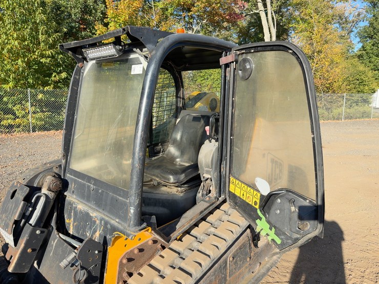 2009-jcb-180t-image-18