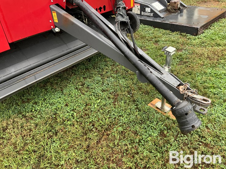 2017-massey-ferguson-2956a-image-11