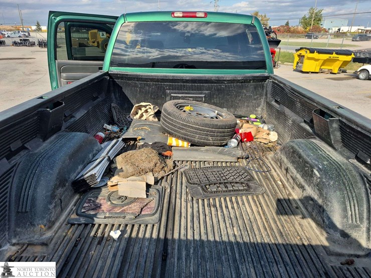 2005-chevrolet-silverado-2500hd-image-28