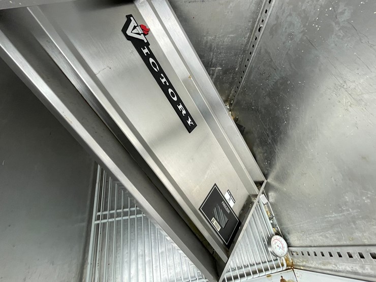 #4671-•-victory-commercial-freezer-image-24