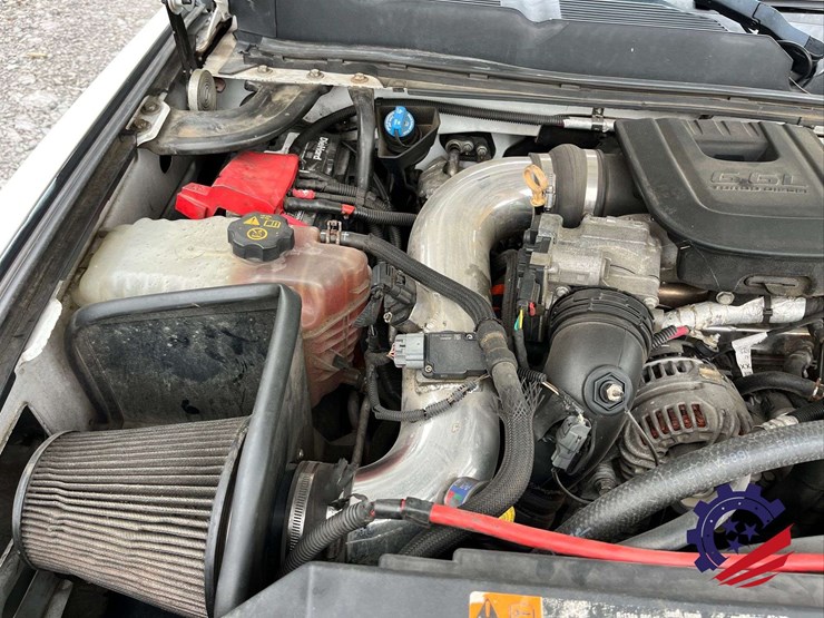 2013-chevrolet-silverado-z71-/-4x4-/-3500hd-pickup-image-32