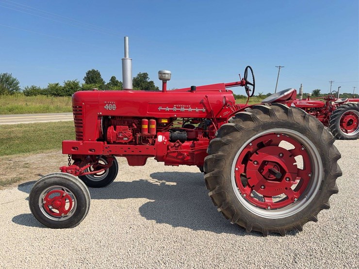 farmall-400-diesel-image-2