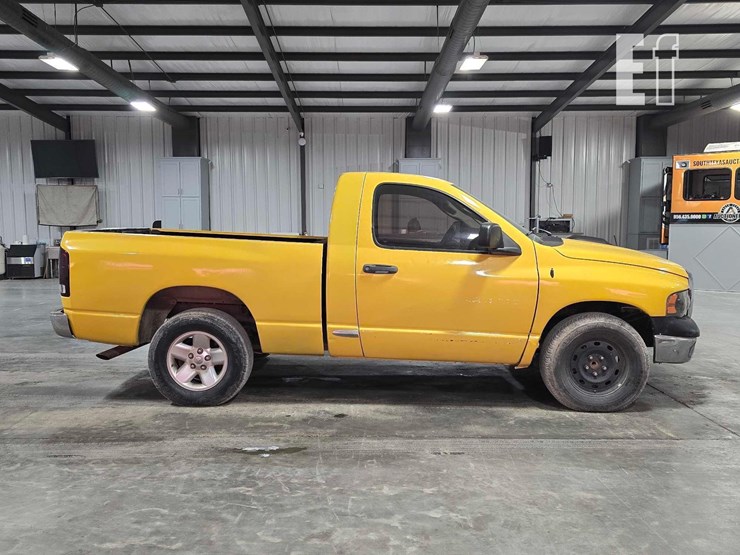 2004-dodge-ram-1500-image-6