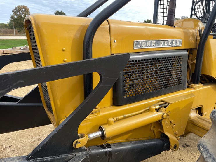 deere-440b-image-11